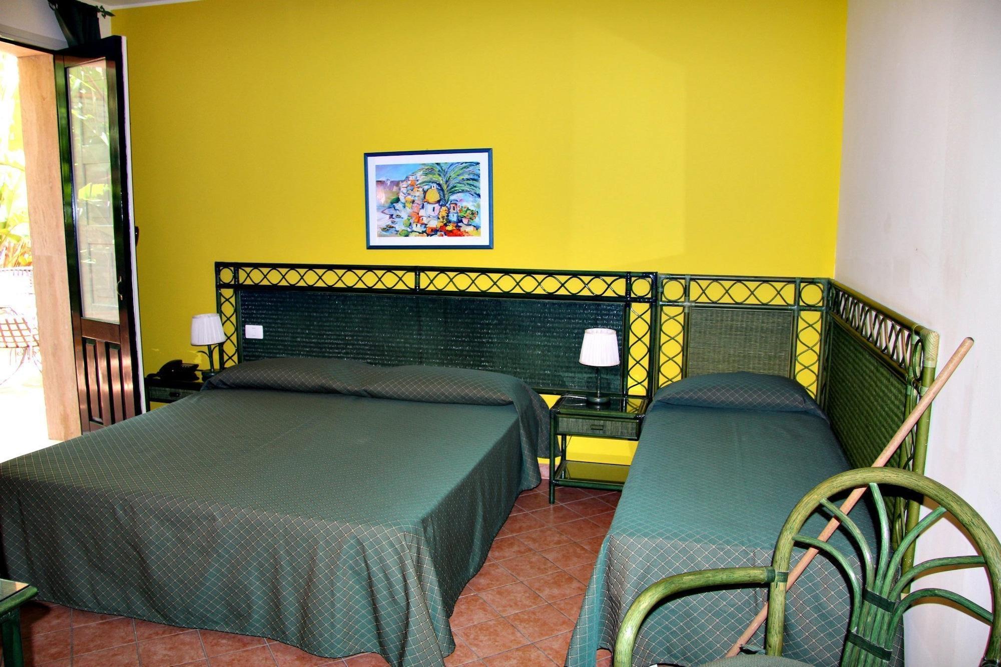 Hotel Baia Delle Sirene Taormina Kültér fotó