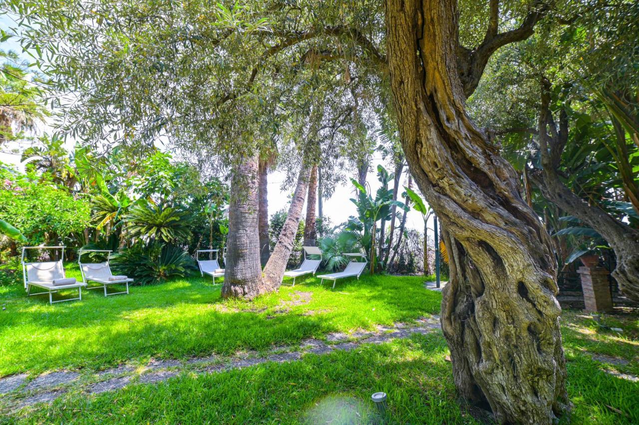 Hotel Baia Delle Sirene Taormina Kültér fotó