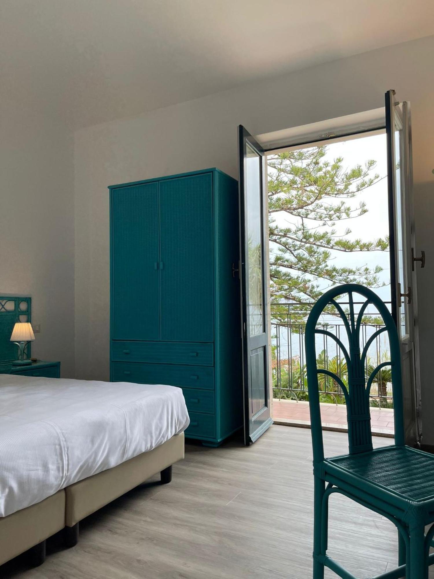 Hotel Baia Delle Sirene Taormina Kültér fotó