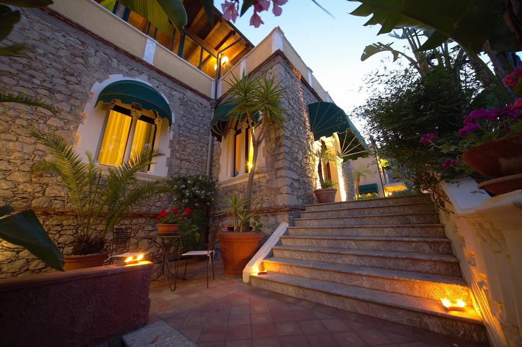 Hotel Baia Delle Sirene Taormina Kültér fotó